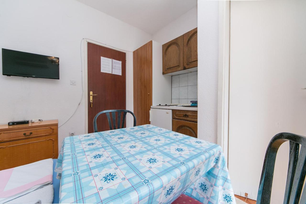 Apartments With A Parking Space Baska Voda, Makarska - 6773 Dış mekan fotoğraf