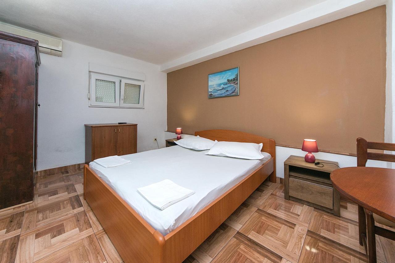 Apartments With A Parking Space Baska Voda, Makarska - 6773 Dış mekan fotoğraf