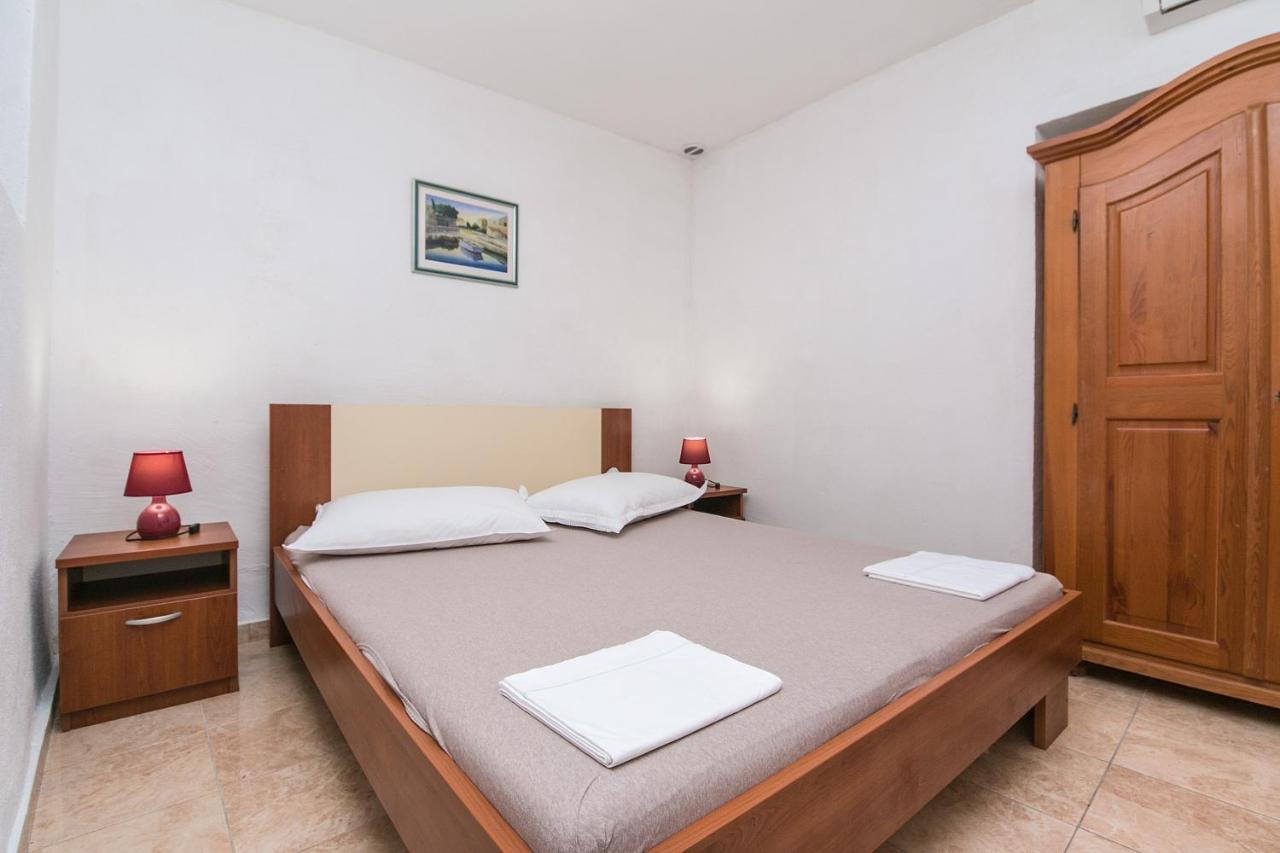 Apartments With A Parking Space Baska Voda, Makarska - 6773 Dış mekan fotoğraf