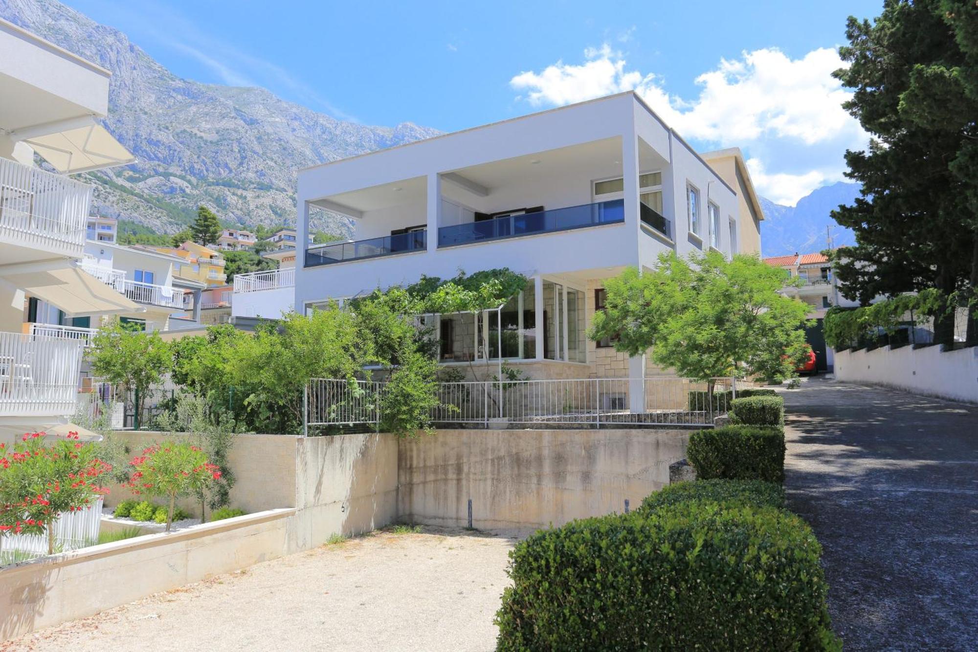Apartments With A Parking Space Baska Voda, Makarska - 6773 Dış mekan fotoğraf